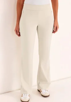 Loungebukser|Trikobukser-Cellbes of Sweden Alsidige jerseybukser med en bootcut Daria Lys beige