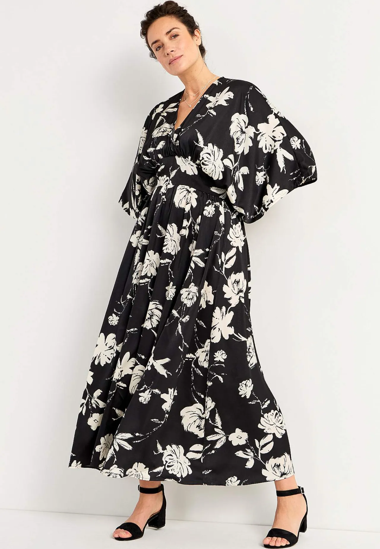 Festkjoler|Festkjoler- Blomstret maxi kjole | Cellbes