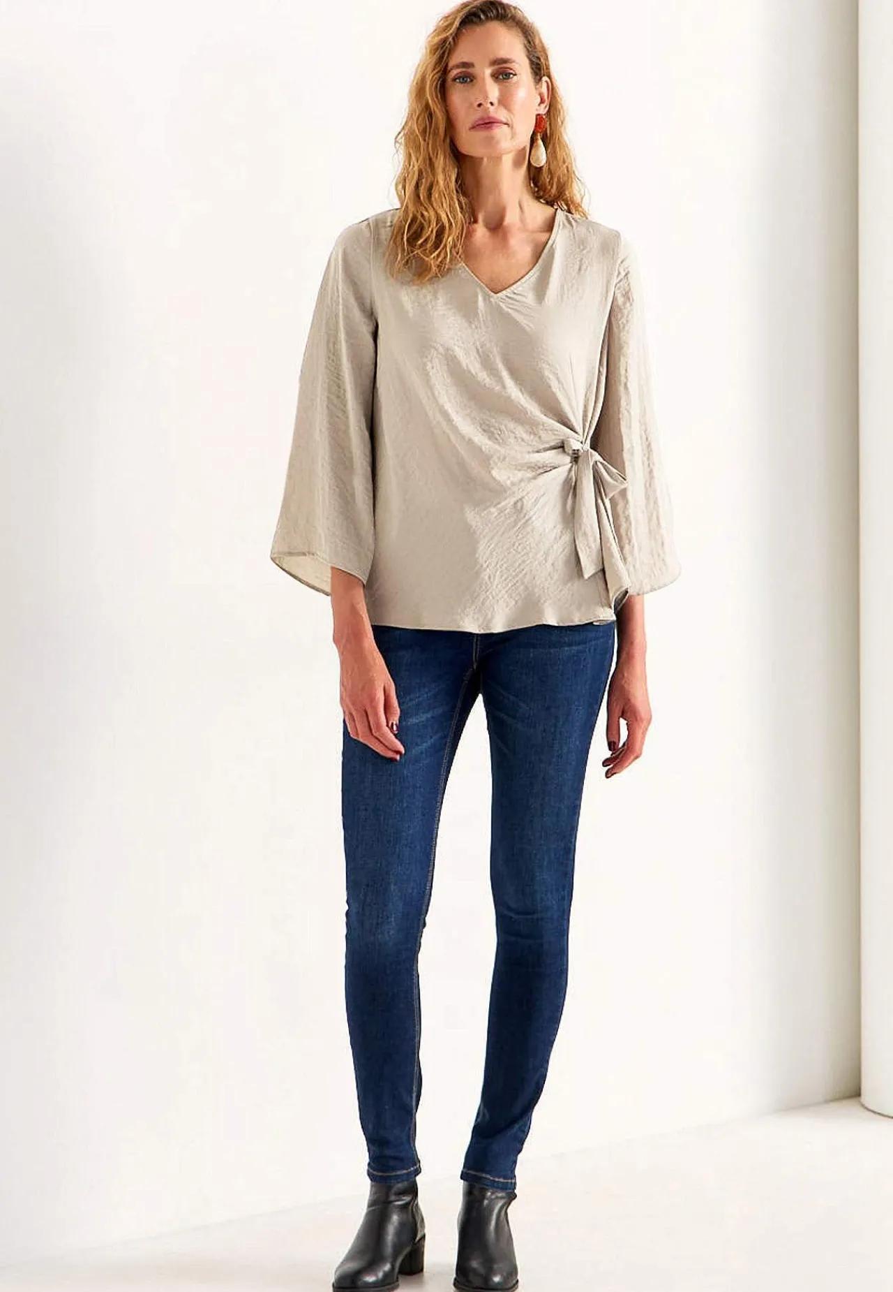 Bluser-Cellbes of Sweden Bluse med bindebånd Beige
