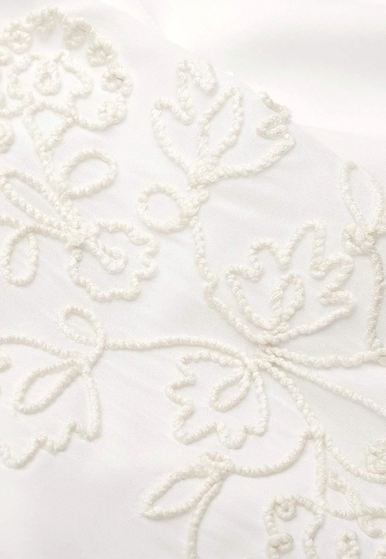 Bluser|Bluser Med Pufærmer-Cellbes of Sweden Bluse med broderi Hvid