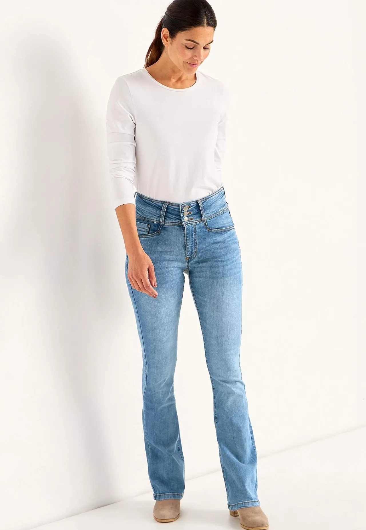 Høj Talje|Flere Længder-Cellbes of Sweden Bootcut jeans med høj talje Jennifer Lyseblå / Denim