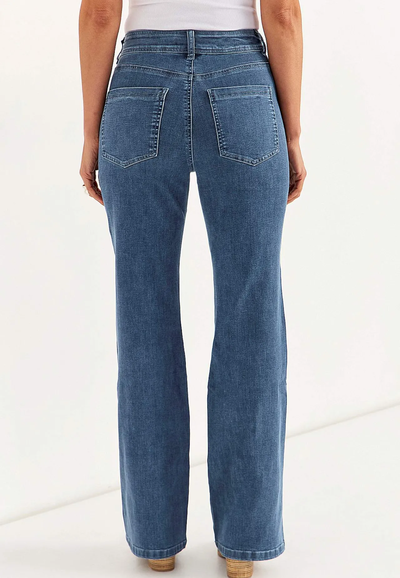Flere Længder|Bootcut-Cellbes of Sweden Bootcut jeans med superstræk Sara Mellemblå Denim