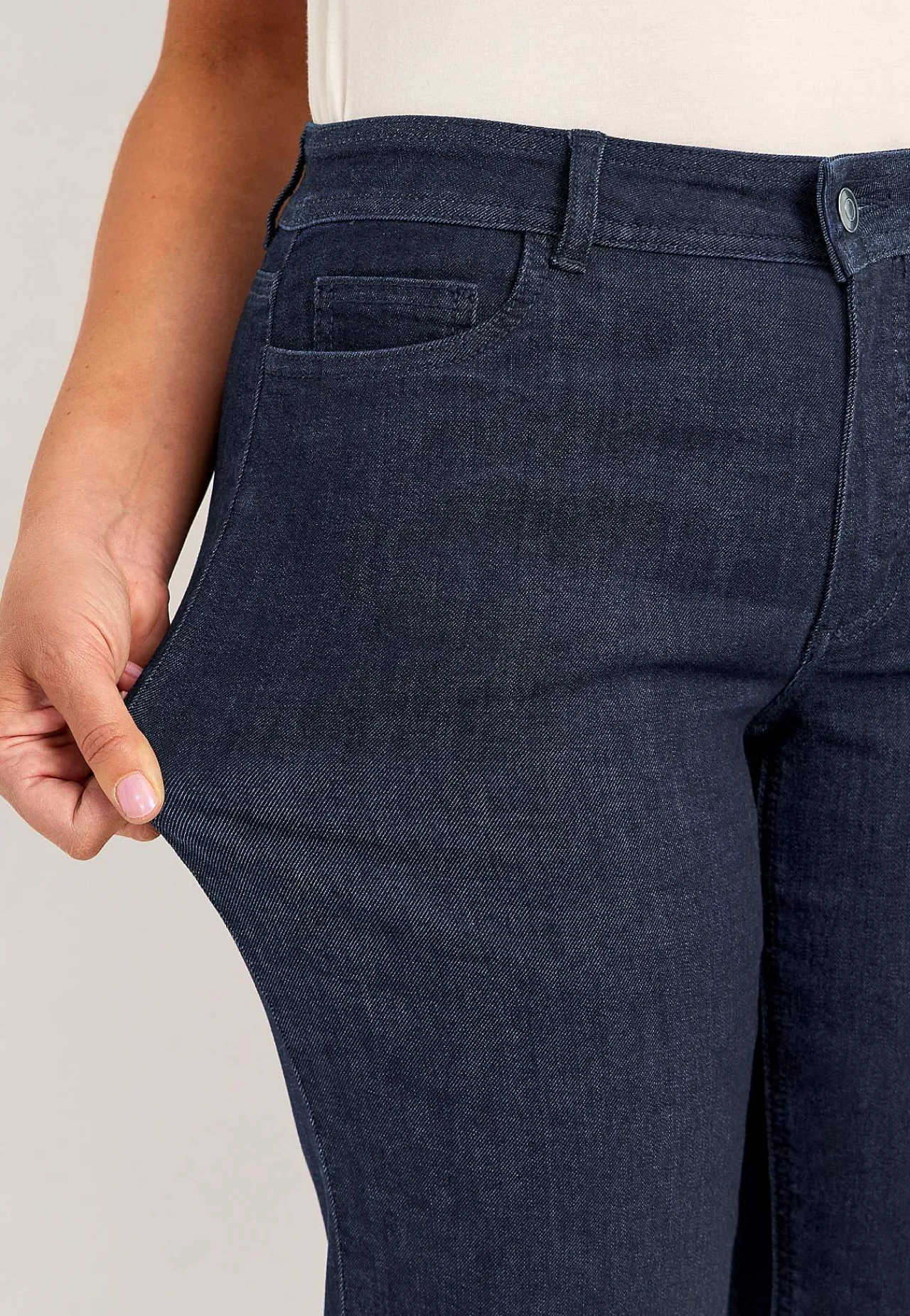Vide Bukser|Lige Bukser-Cellbes of Sweden Brede jeans i denim med superstræk Sara Mørkeblå Denim