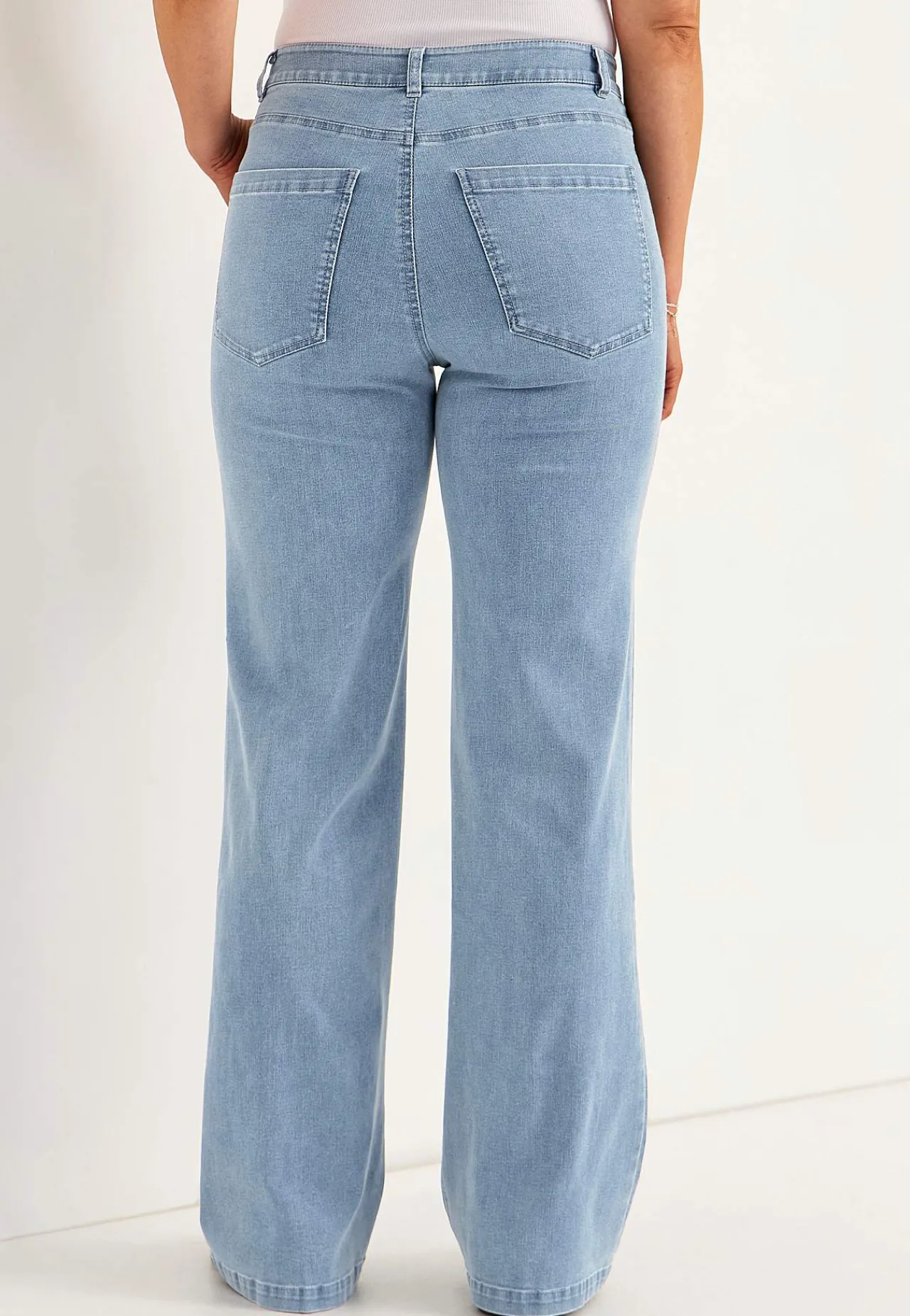 Straight Fit|Stretch Jeans-Cellbes of Sweden Brede jeans med syede pressefolder Mia Lyseblå denim