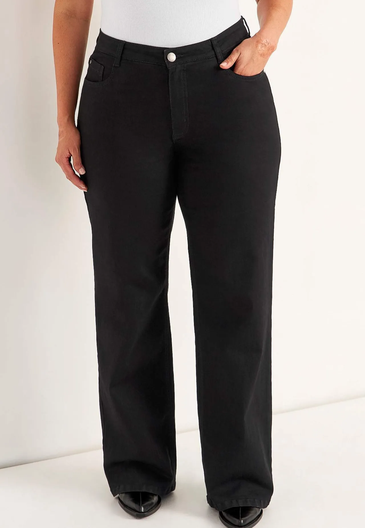Høj Talje|Straight Fit- Brede, lange jeans med høj talje Renata | Cellbes