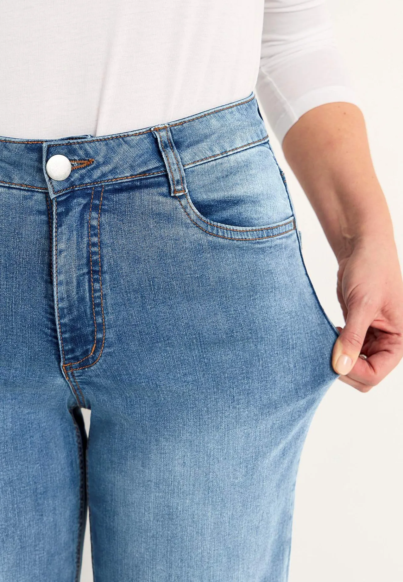 Høj Talje|Straight Fit- Brede, lange jeans med høj talje Renata | Cellbes