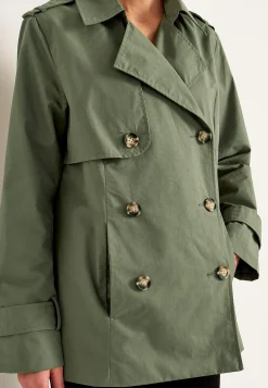 Forårsjakker|Trenchcoats- Dobbeltbrystet, kort trenchcoat | Cellbes
