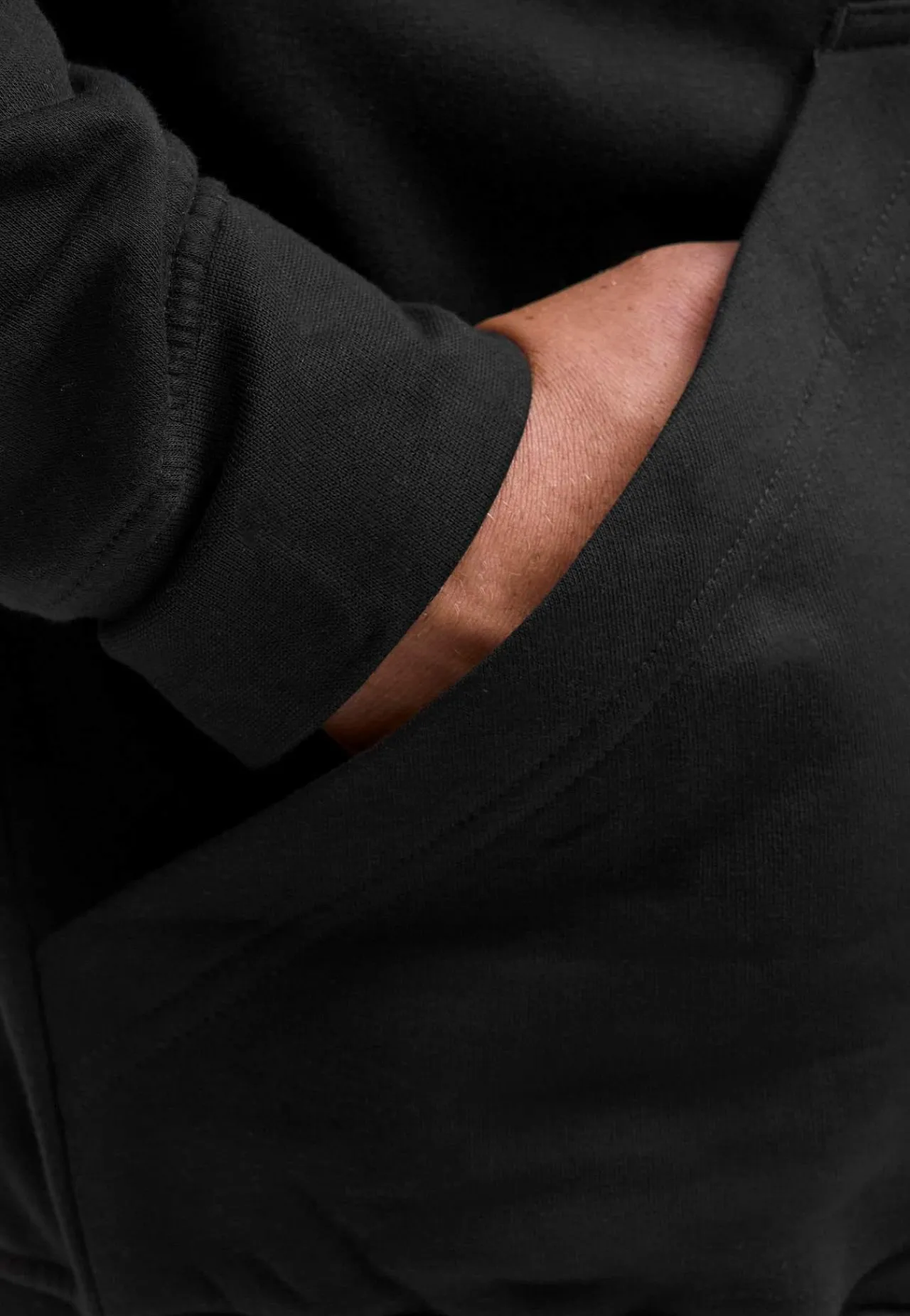 Trøjer|Hoodies- Hættetrøje med lynlås Sort