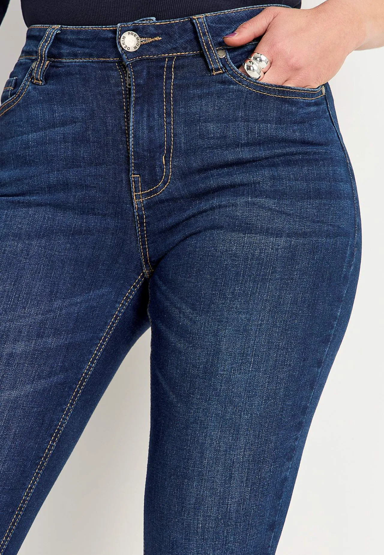 Høj Talje|Flere Længder- Jeans i denim med superstræk Ella Mørkeblå / Denim