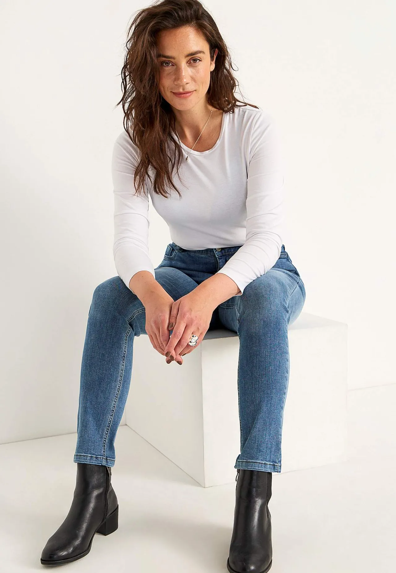 Flere Længder|Straight Fit- Jeans med elastik i siderne Elsa | Cellbes