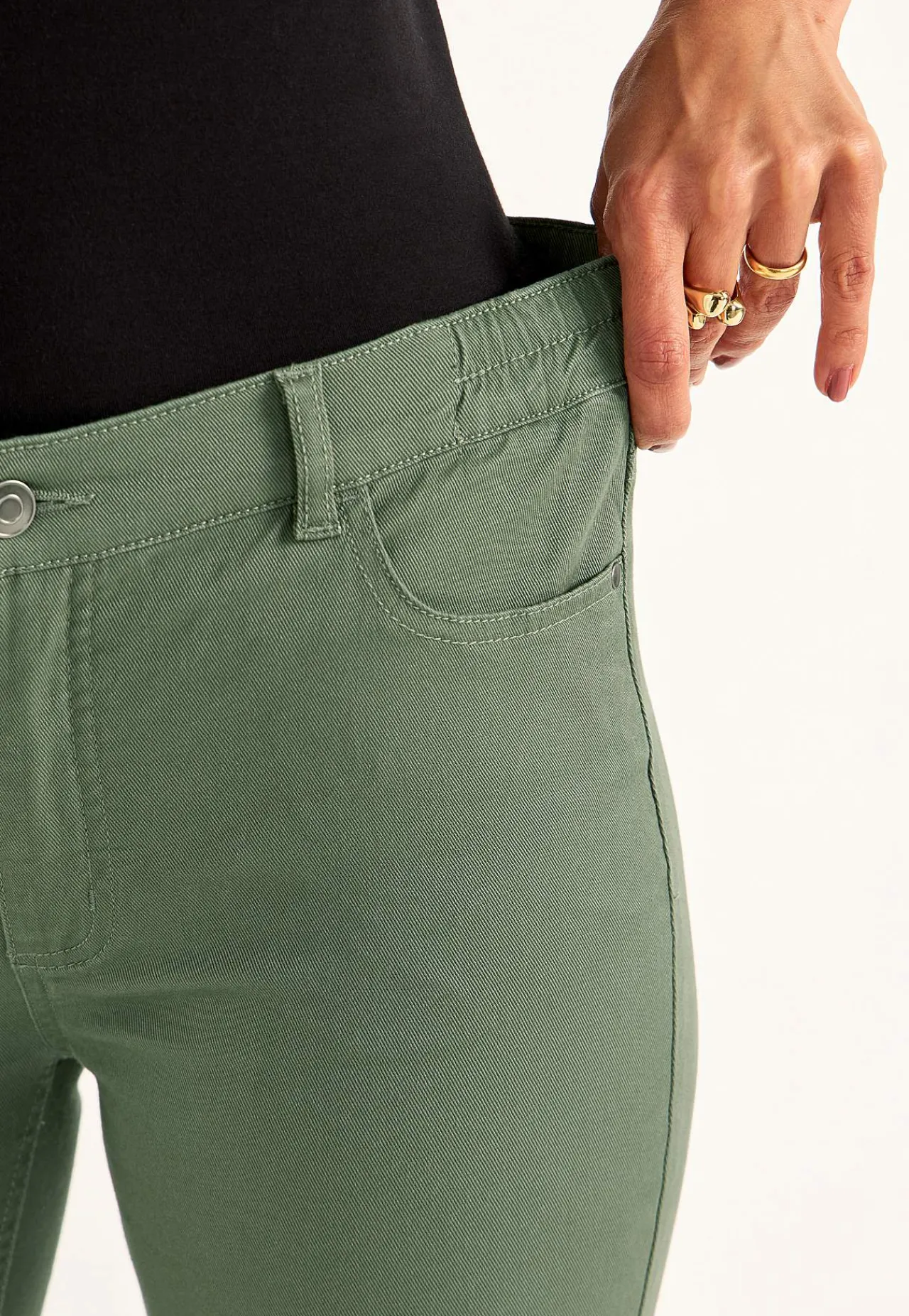 Lige Bukser|Bukser Og Leggings-Cellbes of Sweden Jeans med elastisk talje Kakigrøn