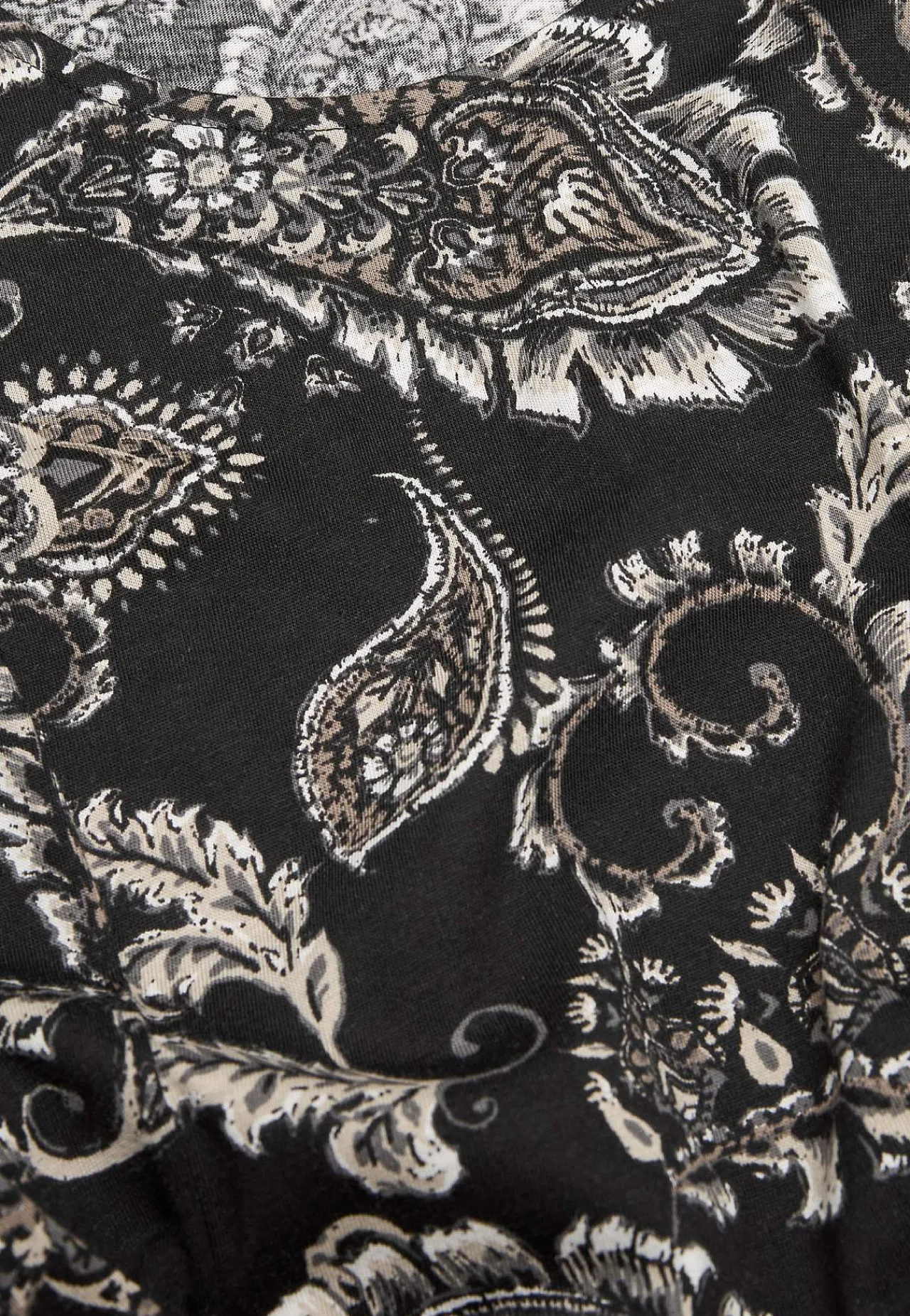 Korte Kjoler- Mønstret jerseykjole med lommer Sort / Paisley