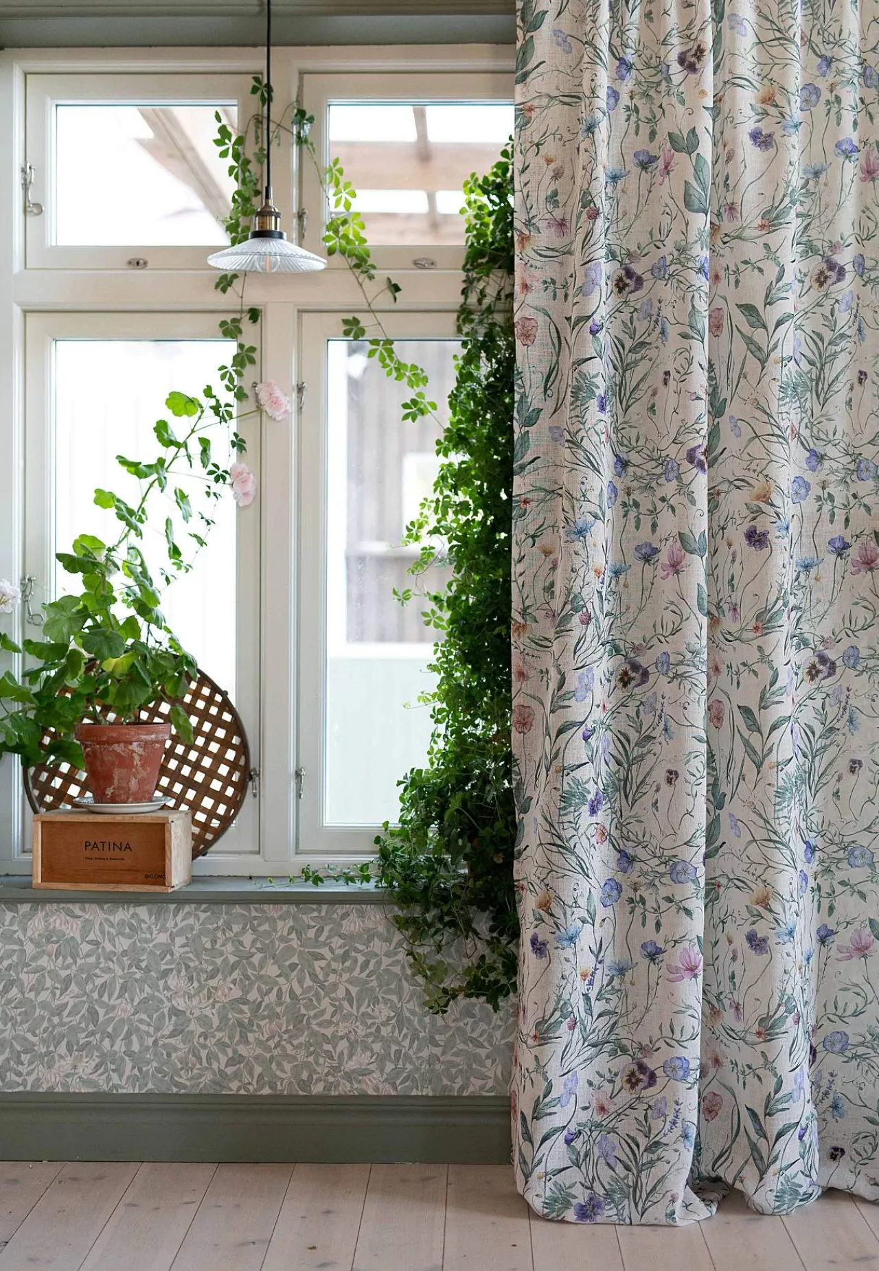 Gardinlængder|Multibåndslængder-Fondaco Multibåndslængder med et blomstermønster 2-pack Sand/Blomstret