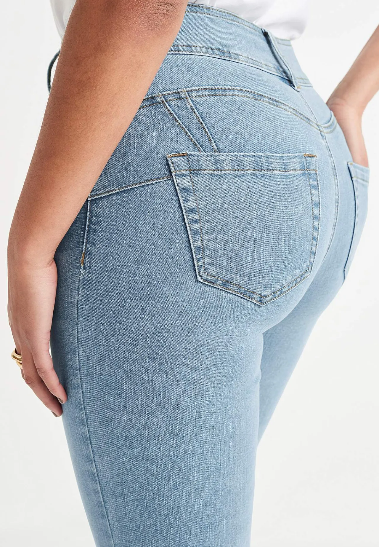 Høj Talje|Straight Fit-Cellbes of Sweden Shaping-jeans med stræk | Cellbes