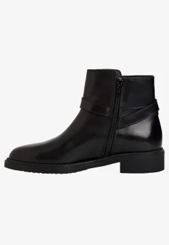 Lædersko|Boots-Tamaris Skindstøvlet med rem ved håndleddet | Cellbes