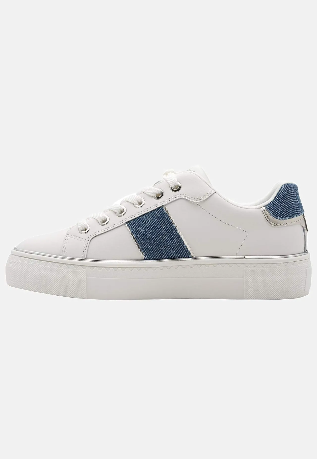 Sneakers-Tamaris Sneakers med detaljer i denim | Cellbes