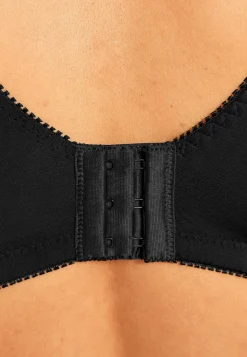 Undertøj|Bh- Soft BH med broderi Lily Sort