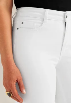 Ankeljeans|Flere Længder-Cellbes of Sweden Stretchjeans med lige ben - tre længder Linnea Hvid denim