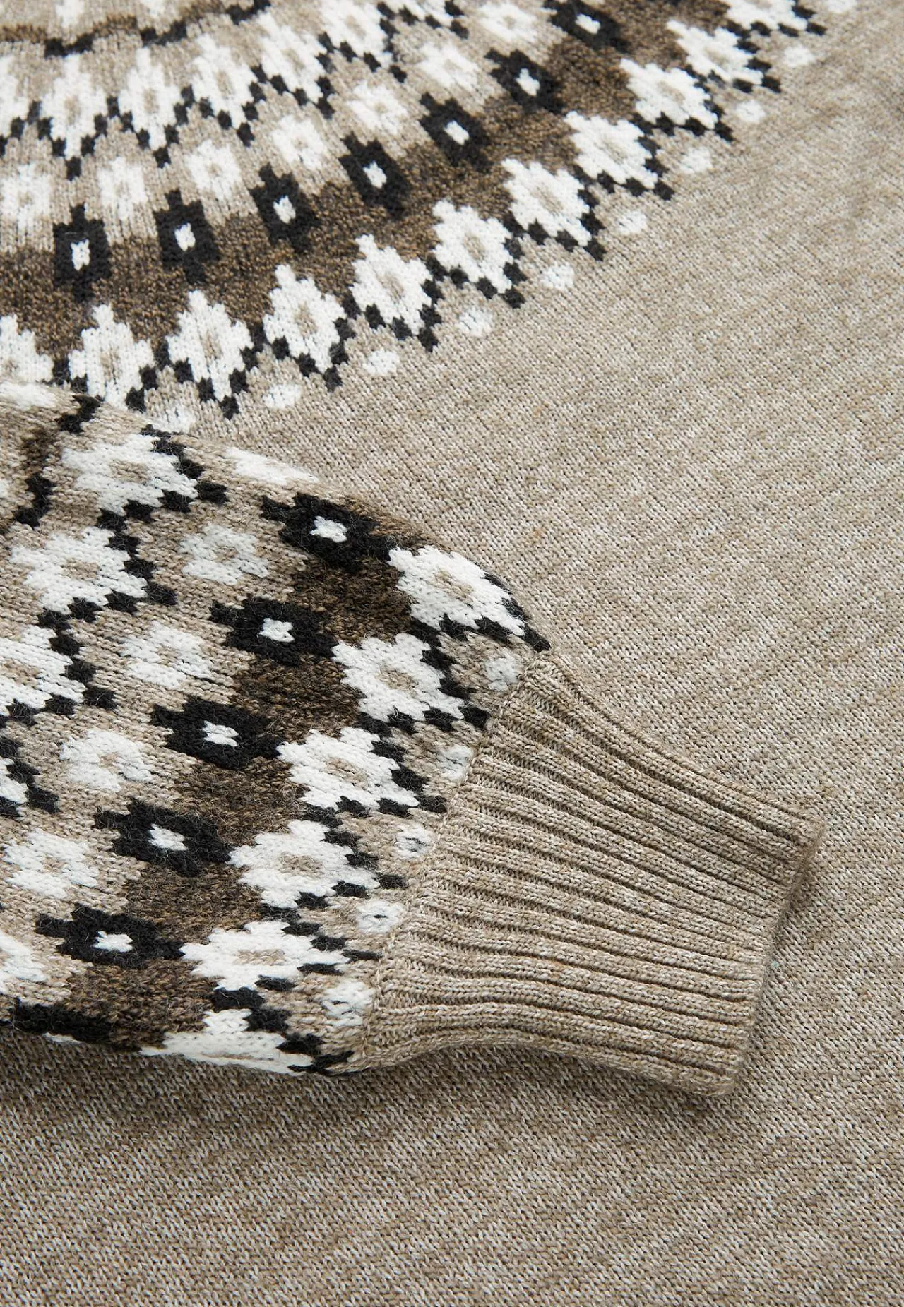 Trøjer|Striktrøjer-Cellbes of Sweden Strikket, jacquardmønstret trøje Beige / Mønstret