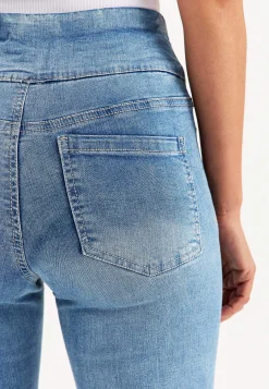 Forårsbukser|Høj Talje-Cellbes of Sweden Superkomfortable ankeljeans i denim Elin Lyseblå denim