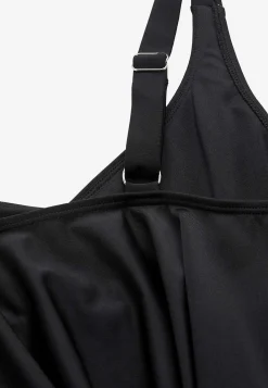 Bikinier|Tankini- Tankinitop med volanter Sort