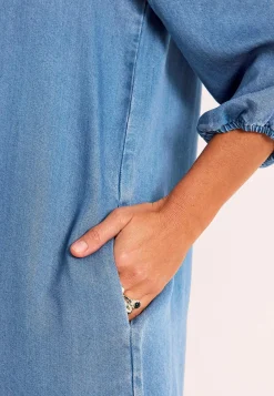 Maxikjoler|Denimkjoler-Cellbes of Sweden Ultrablød Premium cowboykjole med krave Mellemblå Denim